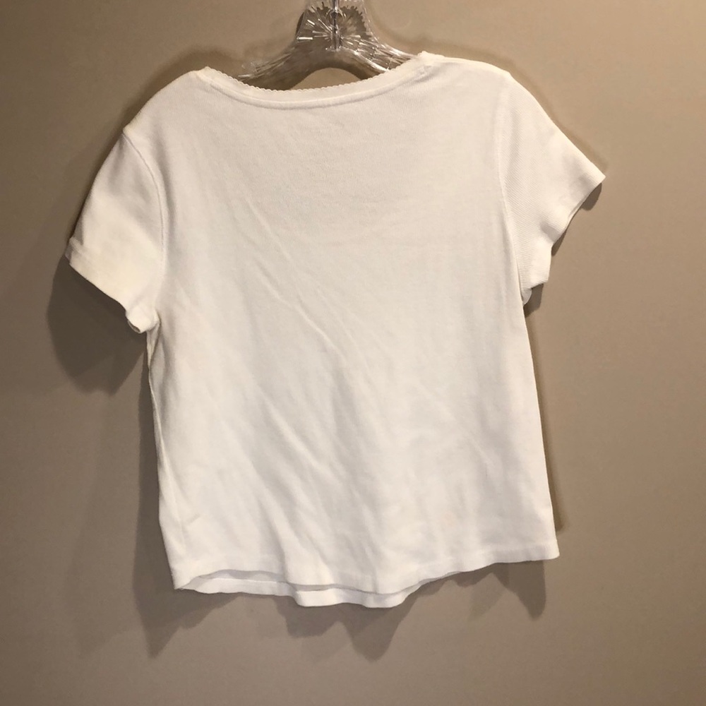 🤩White Ribbed Tee🤩 - Picture 2 of 3